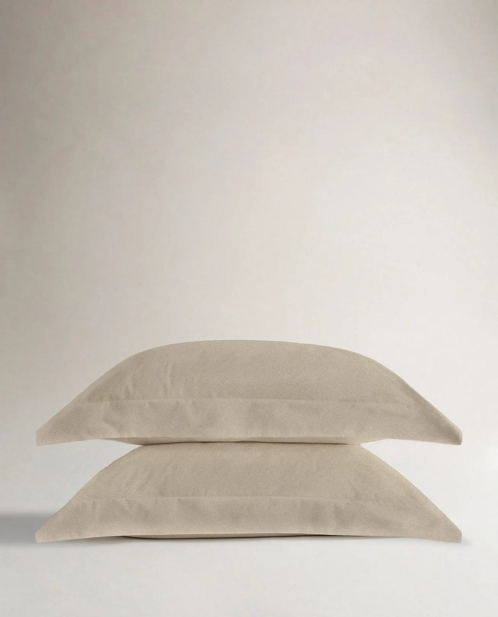 Relaxed & Refined Linen Oxford Pillowcase Set – Natural