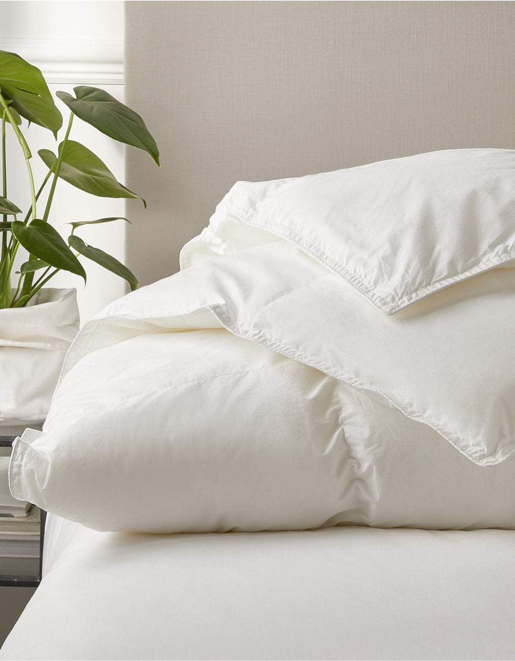 Deluxe Down Alternative Duvet – Medium