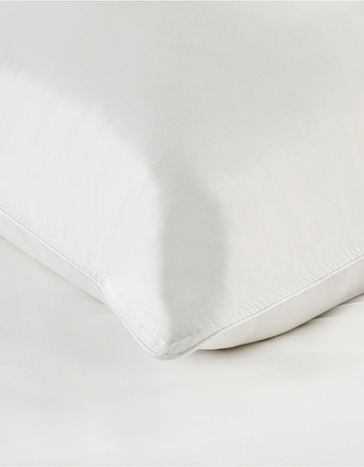 Ultimate Symons Goose-Down Pillow
